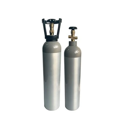 CO₂-tankar med 60 lb. Cylindrar säljs i Amerika